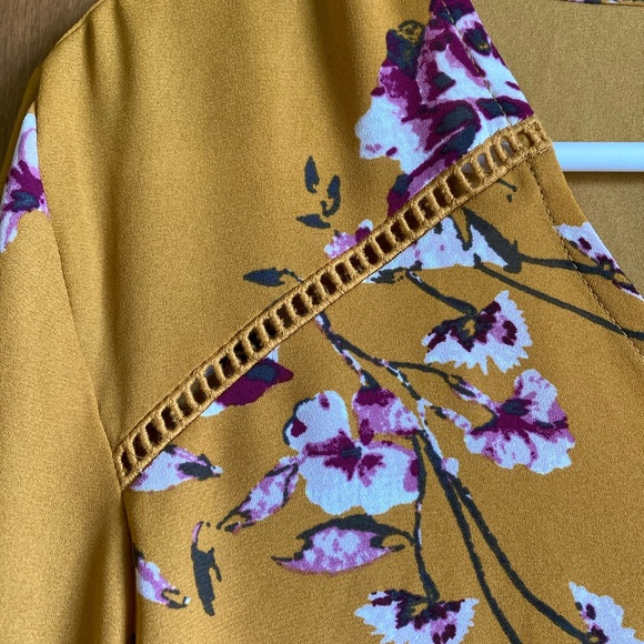 Maurices butterscotch and floral Blouse - Picture 3 of 7